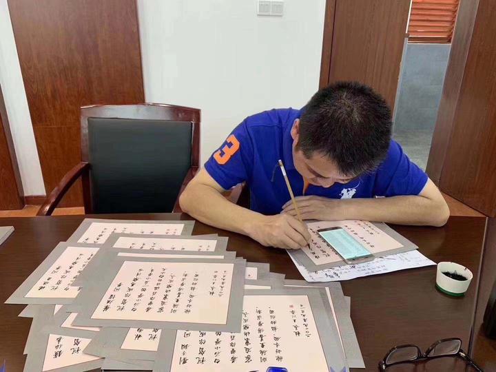 白小资料全年资料免费,白小资料全年资料免费共享，助力学习成长