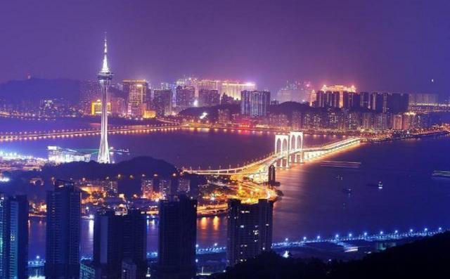 2025新奥门资料大全138期,澳门作为中国的特别行政区，拥有丰富的历史文化和充满活力的现代风貌。随着时代的发展，澳门逐渐展现出新的面貌和特色。本文将围绕关键词澳门、新奥门资料大全以及特定期数新奥门资料大全第138期，为您介绍澳门的历史背景、经济发展、旅游资源以及新奥门资料的相关内容。