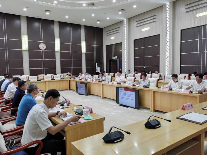 2O24新奥正版资料免费提供,探索未来之门，2024新奥正版资料的免费共享时代